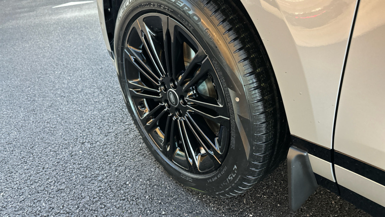 Land Rover Range Rover Evoque 2.0 D200 Dynamic SE 5dr Auto Diesel Hatchback